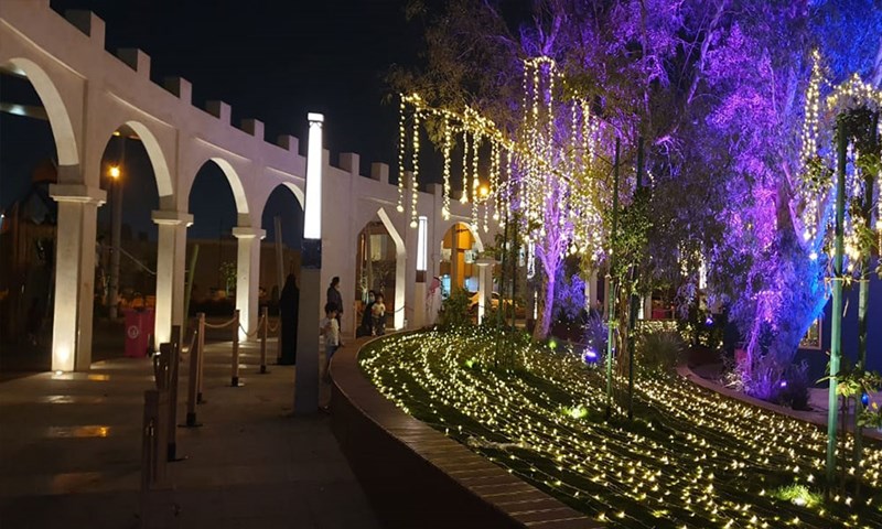 CONCRETE DECORATIVE LIGHTING - AL KOUT DISTRICT GARDEN