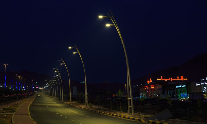 MAKKA GATE LIGHTING