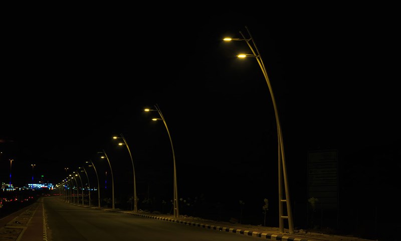 MAKKA GATE LIGHTING